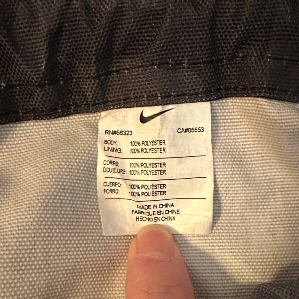 Nike Men's Gray & Black Camo Drawstring Backpack - Picture 2 of 7
